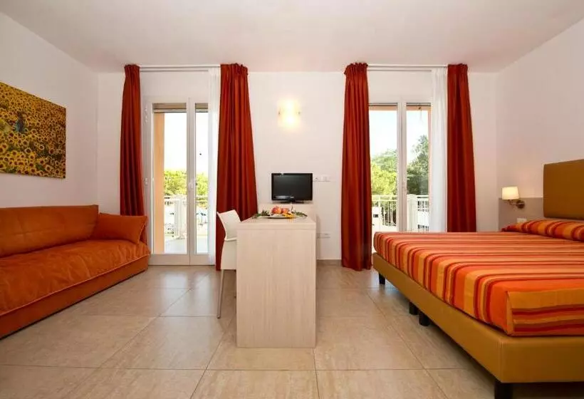 اتاق استاندارد چهار تخته, Club Village & Hotel Spiaggia Romea