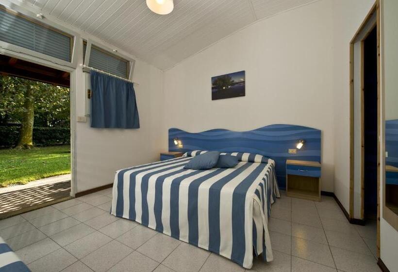 Quarto Quadruple Standart Vista Jardim, Club Village & Hotel Spiaggia Romea