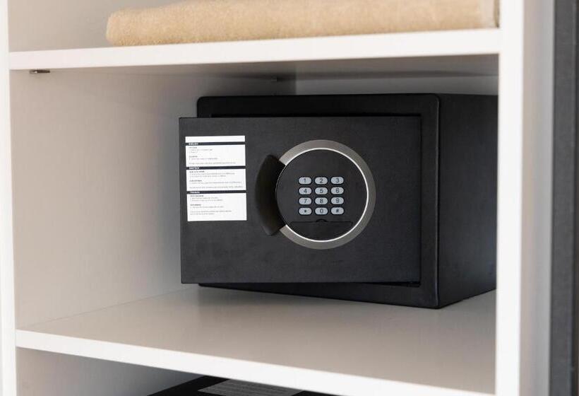 Pokój Klasyczny, Continental   Tonellihotels