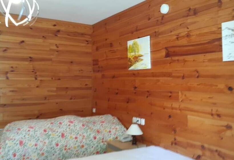 Номер Стандарт, Auberge De La Mandrie