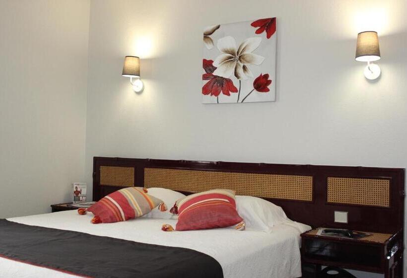 标准三人间, Aurea