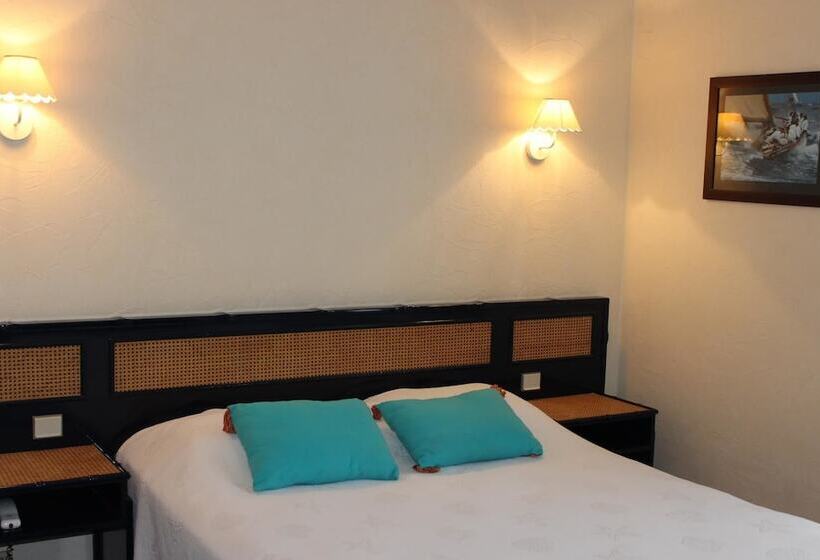 标准三人间, Aurea