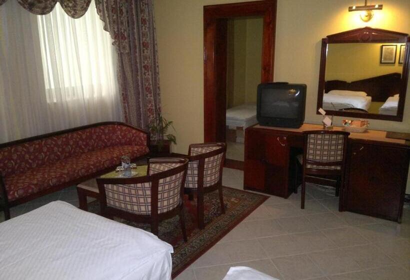 غرفة ديلوكس عائلية, Bellevue Hotel & Resort