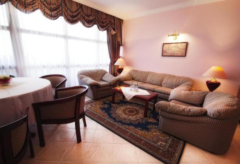 جناح جونيور سرير كينج, Bellevue Hotel & Resort