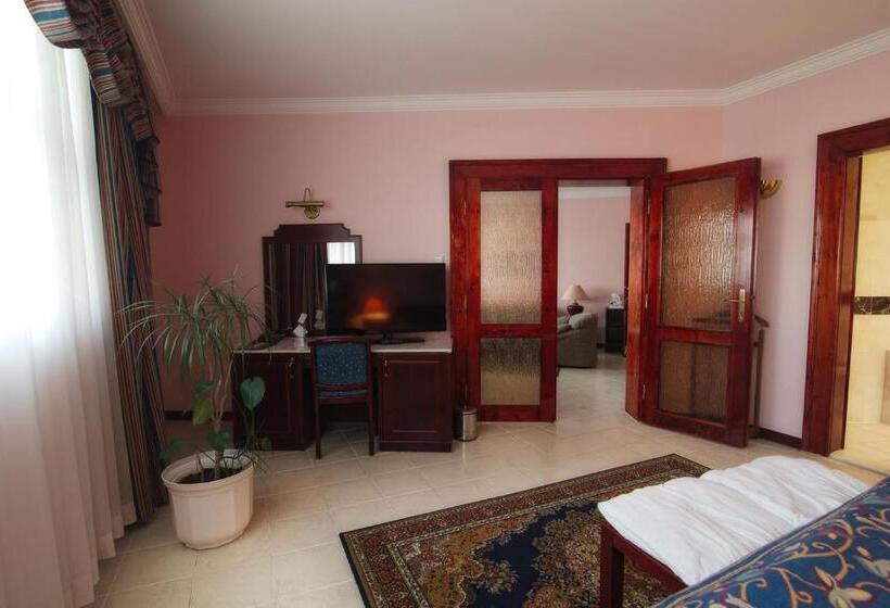 جناح جونيور سرير كينج, Bellevue Hotel & Resort