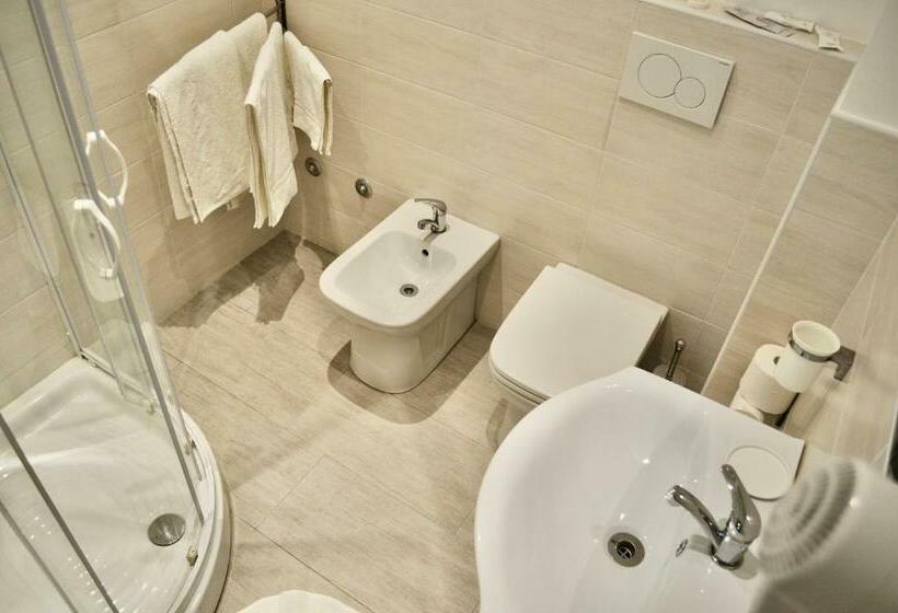 Quarto Estandar, Corallo Garnì