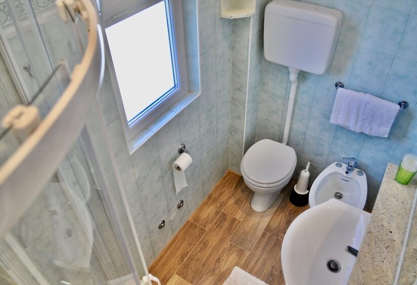 Quarto Quádruplo Estandar, Corallo Garnì