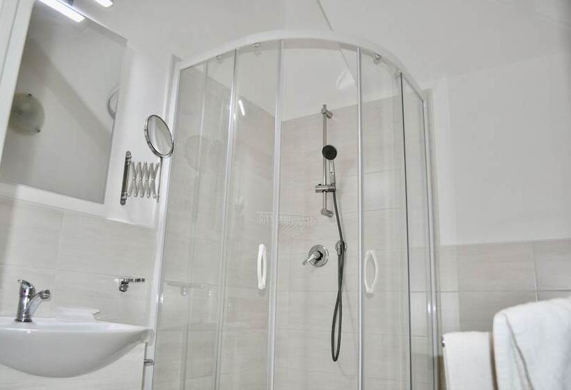 Quarto Basic, Corallo Garnì