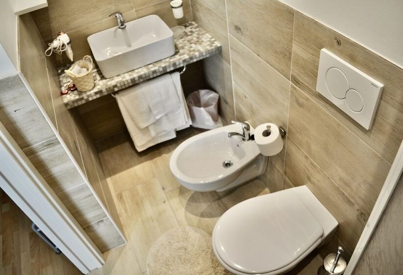 Quarto Estandar, Corallo Garnì