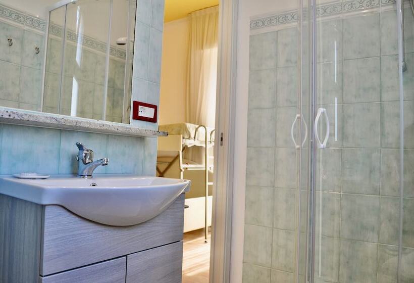 Quarto Quádruplo Estandar, Corallo Garnì