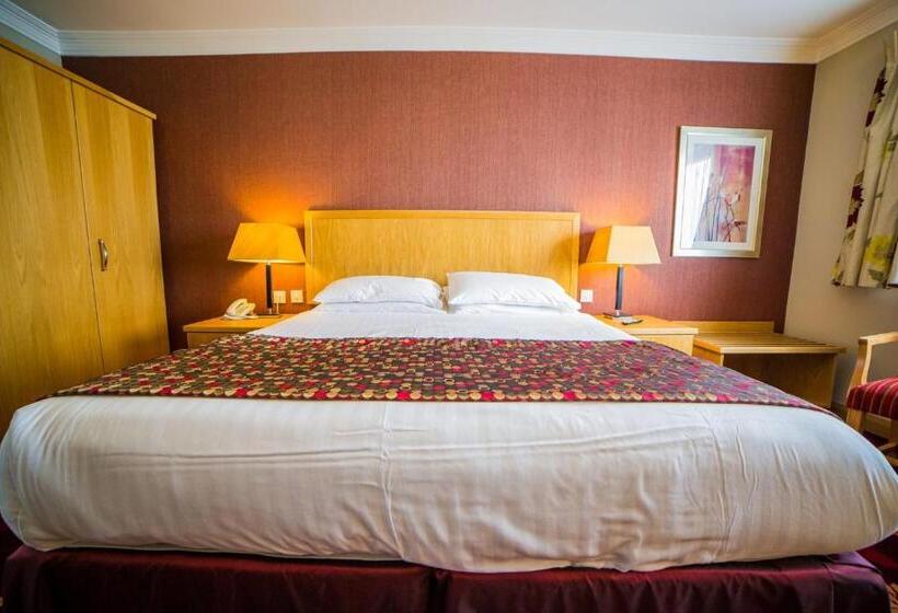 스탠다드 룸, Curran Court