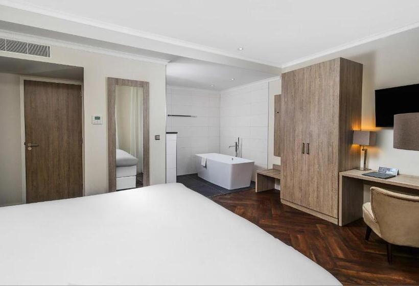 اتاق لوکس, De Lindeboom