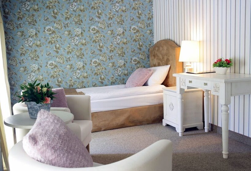 غرفة قياسية, Dwór Kaliszki