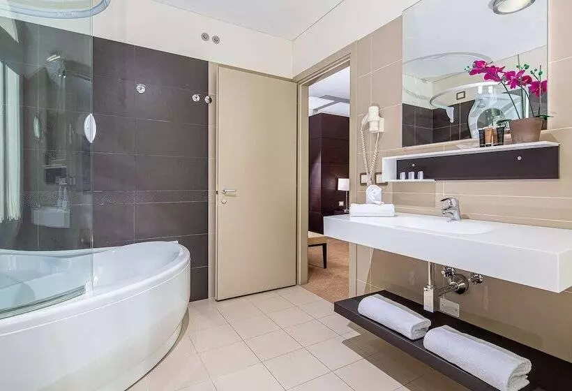 اتاق استاندارد, Europalace Hotel, Bw Signature Collection