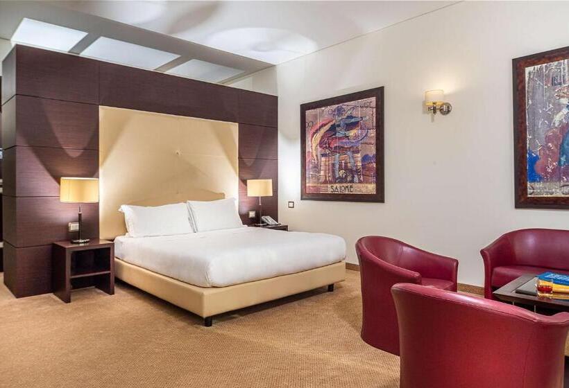 キングサイズベッドのスーペリアルーム, Europalace Hotel, Bw Signature Collection