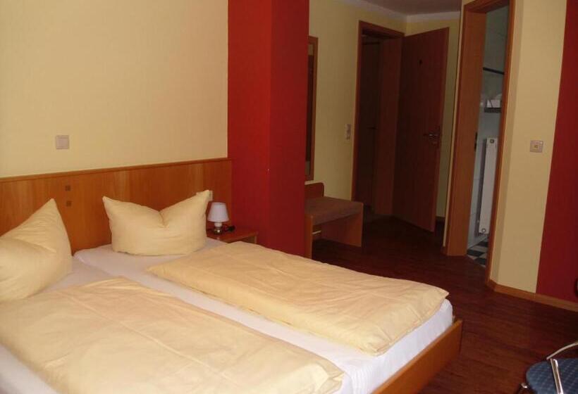 Номер Стандарт, & Gästehaus Im Ziegelweg Klimatisiert Eintrittskarten Für Den Europa Park Erhalten Sie Garanti