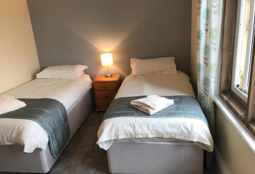 패밀리 룸, Halfway House Inn Country Lodge