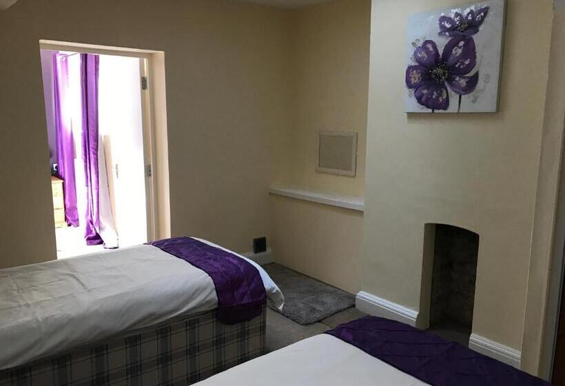 패밀리 룸, Halfway House Inn Country Lodge