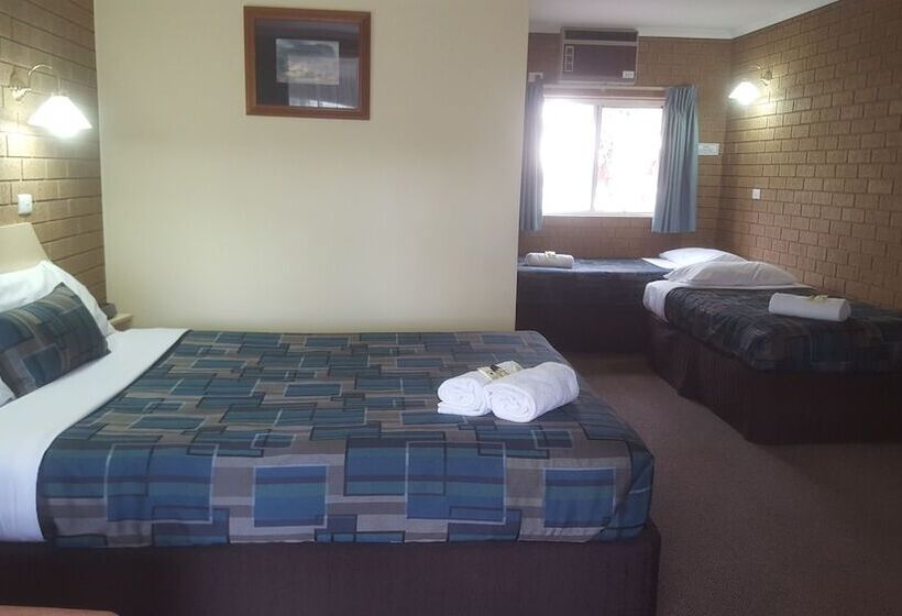 패밀리 룸, Hepburn Springs Motor Inn