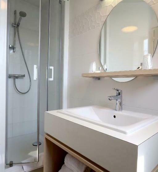 חדר סטנדרט לשלושה, Hôtel Miléade De La Plage   Binic