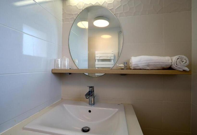 Номер Стандарт Вид на Море, Hôtel Miléade De La Plage   Binic