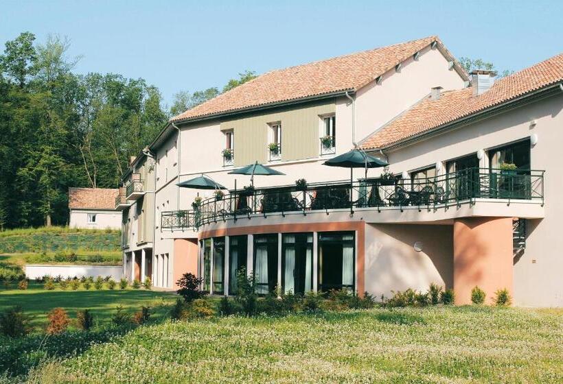 Номер Стандарт, Logis Hôtel Restaurant Le Tulipier