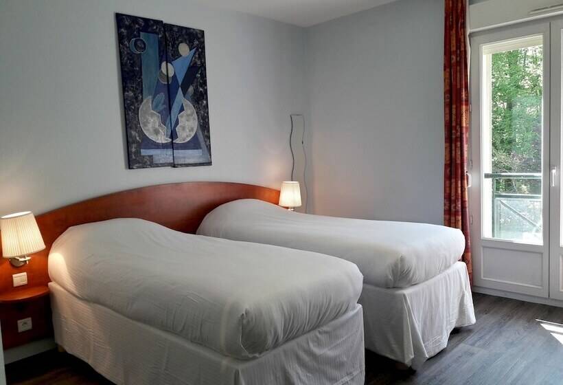 Номер Стандарт, Logis Hôtel Restaurant Le Tulipier