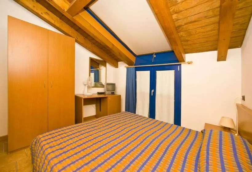 Standard-huone, Il Canneto