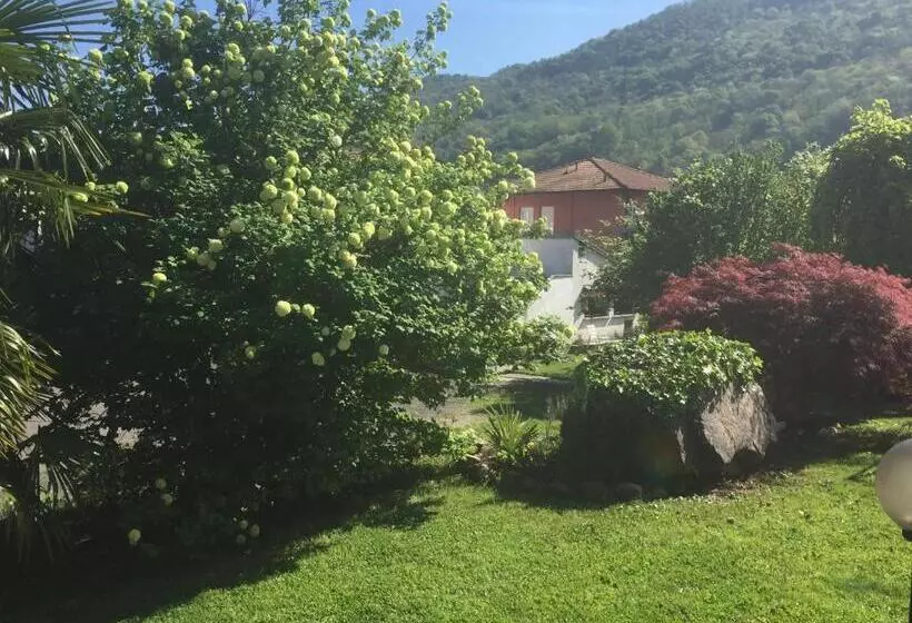 Standard Yhden Hengen Huone, Il Canneto