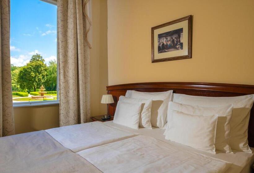 חדר סופריור, La Contessa Castle