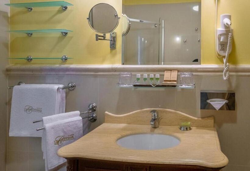 חדר דלוקס, La Contessa Castle