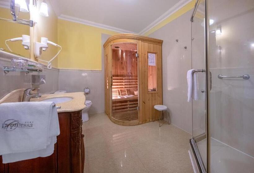 חדר דלוקס, La Contessa Castle