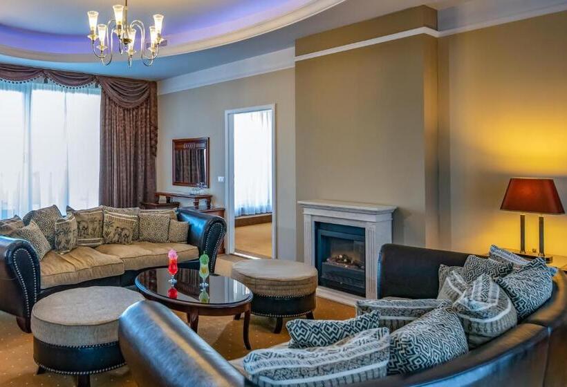 סוויטת 2 חדרי שינה, La Contessa Castle