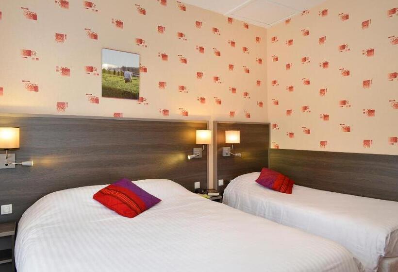 غرفة سوبيريور ثلاثية, Logis Hôtel Des Châteaux De La Loire