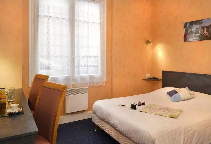 スタンダード４人部屋, Logis Hôtel Des Châteaux De La Loire