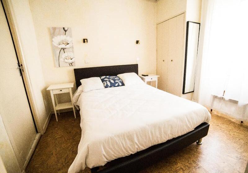 スタンダードルーム, Logis Hôtel Restaurant De Provence