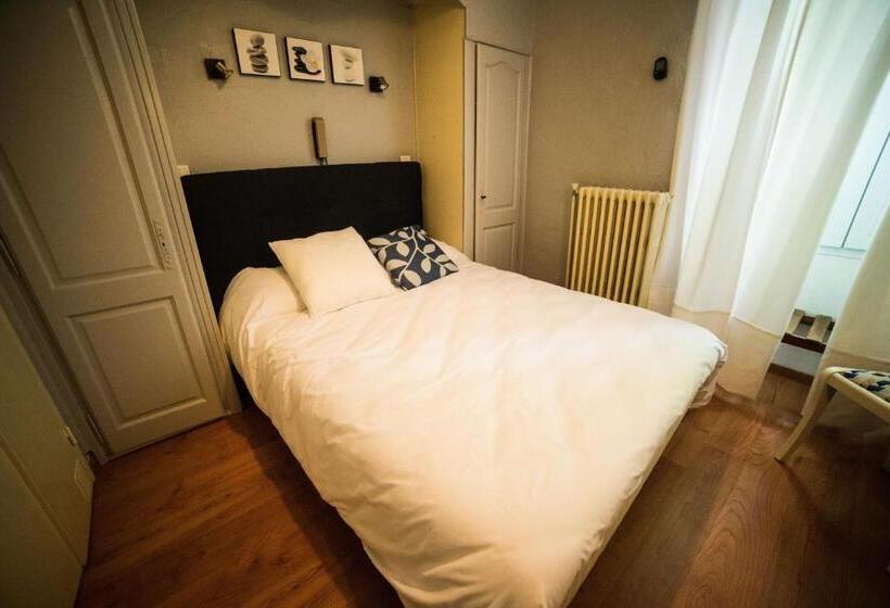 シングルベーシックルーム, Logis Hôtel Restaurant De Provence