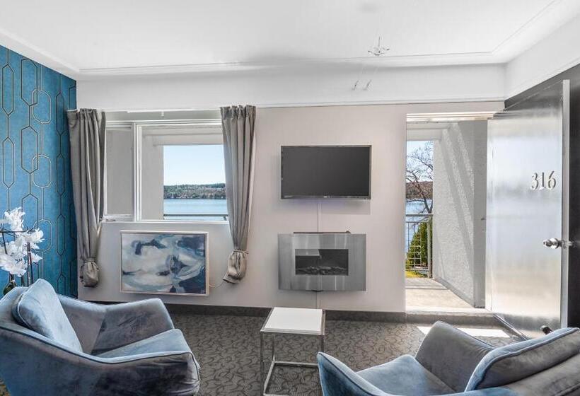 Superior room with lake view, Manoir Lac Etchemin