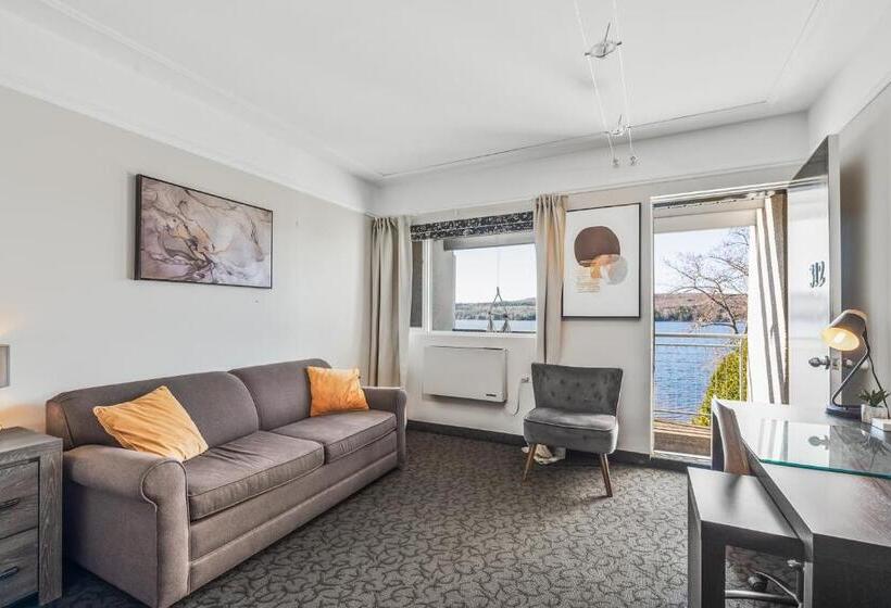 Superior room with lake view, Manoir Lac Etchemin