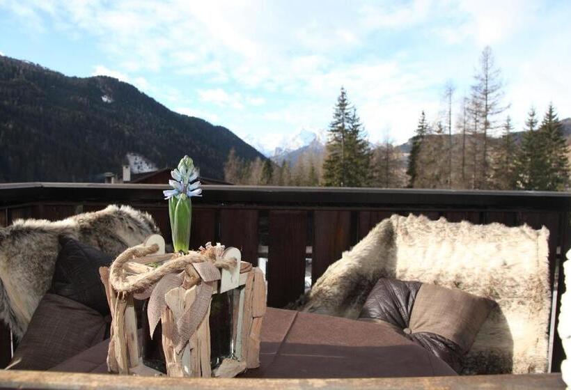 Трехместный Номер Классика, Nigritella