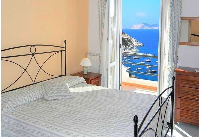 스탠다드 룸 바다 전망, Ortensia