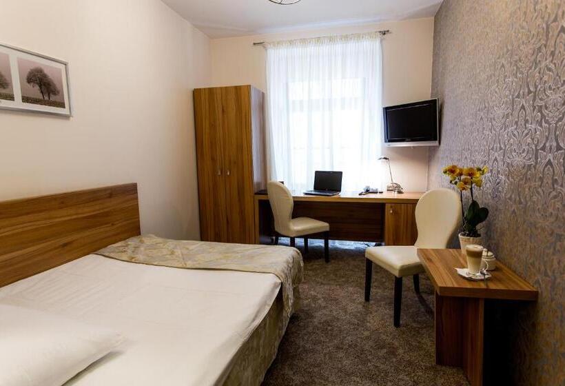 اتاق عادی, Patio Old Town