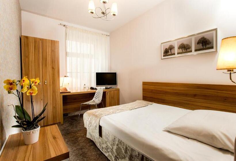 اتاق عادی, Patio Old Town