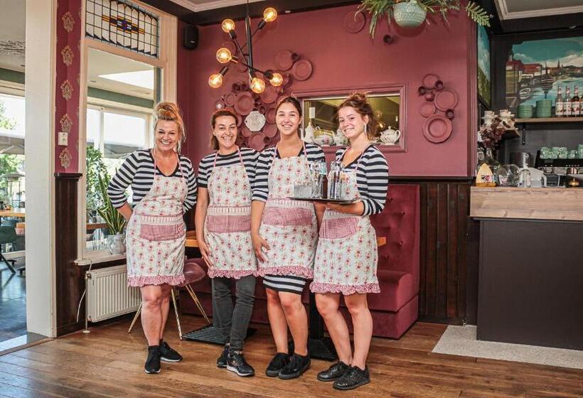 חדר סטנדרט נוף לנהר, Restaurant Goerres