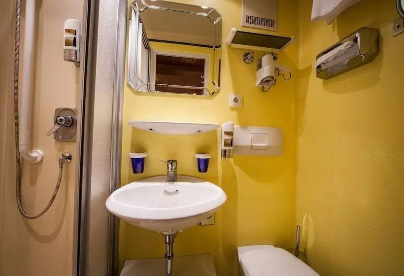 Standard Single Room, Restaurant Hackteufel