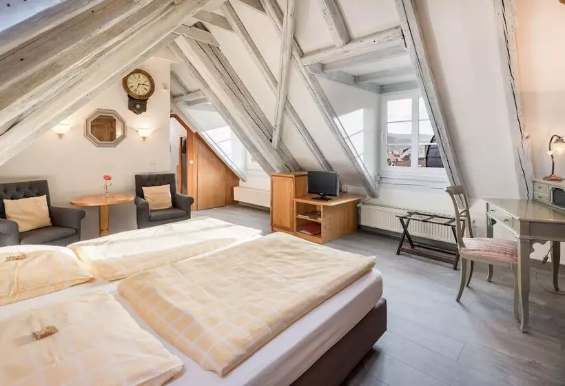 Deluxe Room, Restaurant Hackteufel