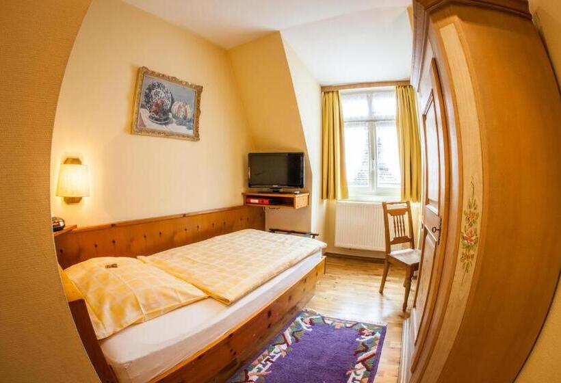 スタンダードシングルルーム, Restaurant Hackteufel