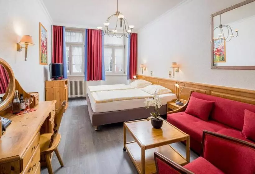 Standard Triple Room, Restaurant Hackteufel