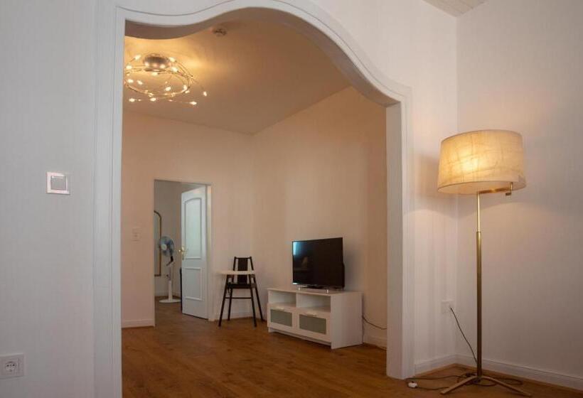 スイート（家族用）, Restaurant Hackteufel