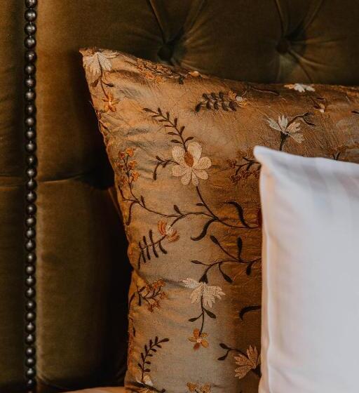 Люкс, Slottsvillan